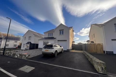 Heol Y Cwm, Cross Inn, Llandysul, SA44 4 bed detached house for sale