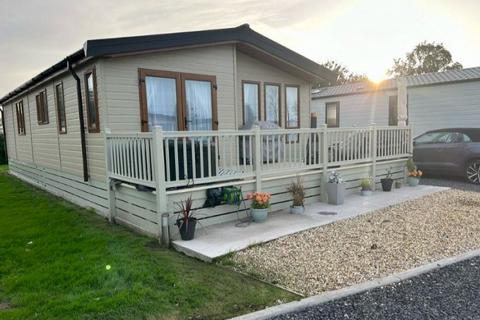 Smallwood Hey Road, Preston PR3 2 bed mobile home for sale