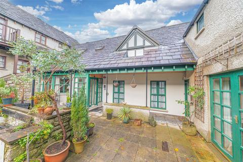 Websters Yard, Kendal LA9 2 bed apartment for sale