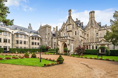 Stanmore Hall, Wood Lane, Stanmore... 2 bed flat for sale