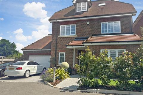 Hanbury Mews, Shirley, Croydon, Surrey 5 bed detached house for sale