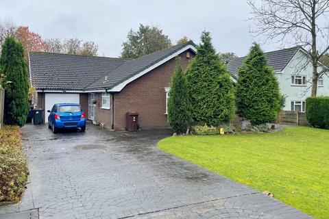 Elmers Green, Skelmersdale, Lancashire 3 bed detached bungalow for sale