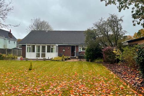 Elmers Green, Skelmersdale, Lancashire 3 bed detached bungalow for sale