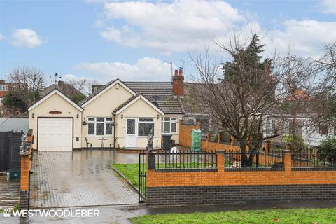 Stortford Road, Hoddesdon EN11 3 bed semi