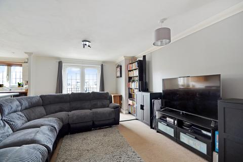 at Park View, High Street, Orpington BR6 2 bed apartment for sale