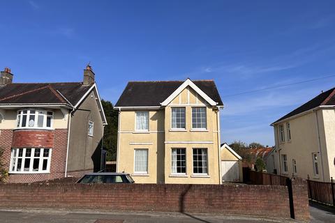 Towy Avenue, Llandovery... 3 bed detached house for sale