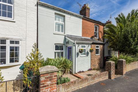 Grove Road, Chichester, PO19 3 bed terraced house for sale