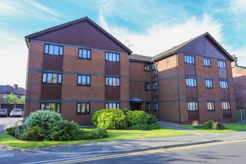 Station Road, Marple, Stockport, SK6 2 bed flat for sale