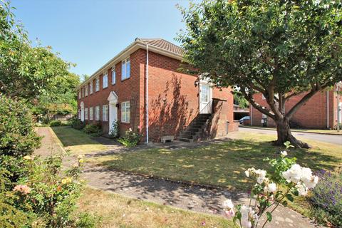 White Ladies Close, Warblington 2 bed ground floor flat for sale