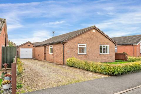 Beech Avenue, Bourne, PE10 3 bed detached bungalow for sale