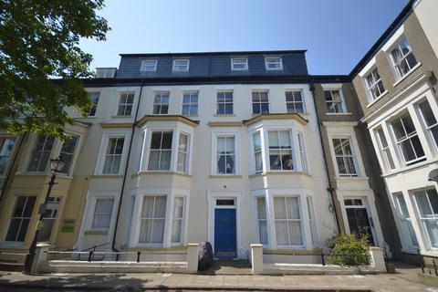Alma Square, Scarborough YO11 2 bed apartment for sale