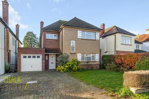 Corbets Tey Road, Upminster, RM14 3 bed detached house for sale