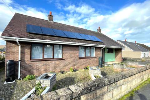 Glyn Y Marl Road, Llandudno Junction 2 bed detached bungalow for sale