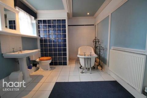 Lincoln Street, Leicester 5 bed townhouse for sale