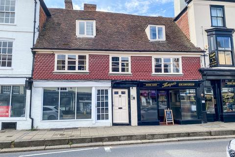 High Street, Battle, TN33 2 bed flat for sale