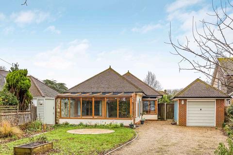 4 bedroom detached bungalow for sale