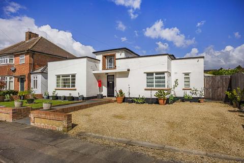 Priory Road, Bicester, OX26 3 bed detached bungalow for sale