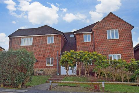 Champion Down, Effingham, Surrey 2 bed ground floor flat for sale