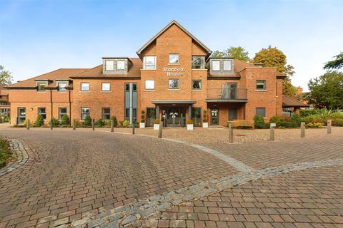 Elizabeth House, St. Giles Mews... 1 bed apartment for sale
