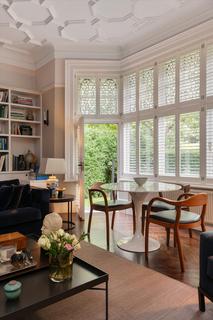Heath Drive, London, NW3. 2 bed flat for sale
