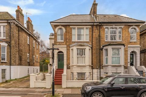 Geoffrey Road, SE4 2 bed flat for sale