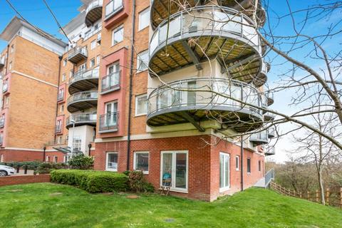 Winterthur Way, Basingstoke, Hampshire 1 bed apartment for sale