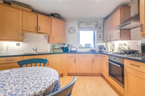 Townmead Road, London 1 bed apartment for sale