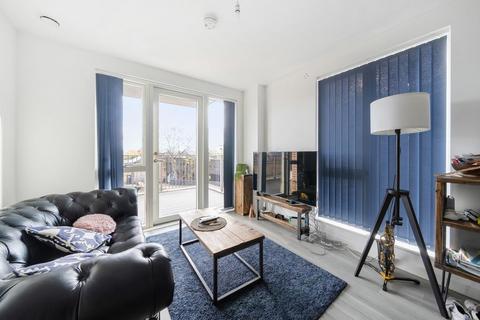 Adenmore Road, Catford 2 bed flat for sale