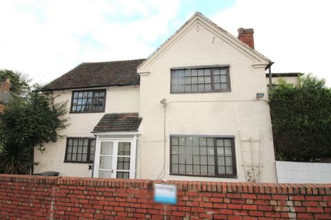 Mitton Street, Stourport on Severn, DY13 3 bed detached house for sale