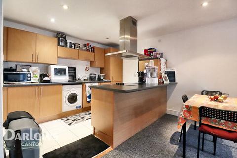 Ferry Court, Cardiff 2 bed apartment for sale
