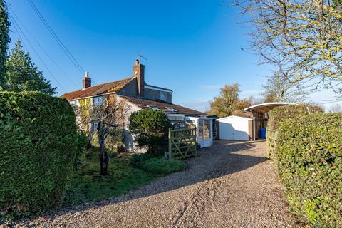 Station Road, Old Leake, Boston, PE22 2 bed cottage for sale