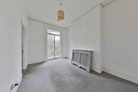 High Street, Herne Bay, CT6 5LJ 1 bed flat for sale
