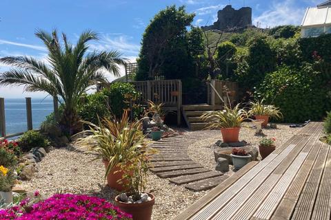 Lon Felin, Criccieth, Gwynedd, LL52 3 bed apartment for sale