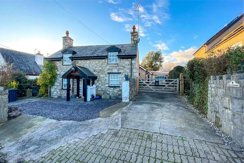 Pabo Lane, Llandudno Junction, Conwy... 4 bed detached house for sale