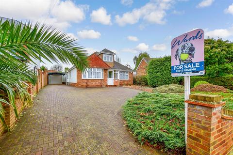 Dumpton Park Drive, Broadstairs, Kent 3 bed detached bungalow for sale