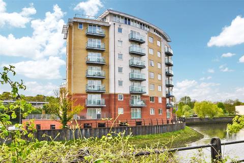 Pooleys Yard, Ipswich, Suffolk, IP2 2 bed apartment for sale