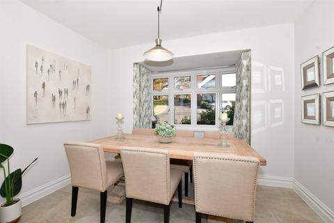 Consort Drive, Leatherhead, Surrey 4 bed semi