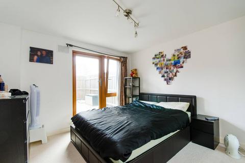 Atlip Road, Alperton, Wembley, HA0 2 bed flat for sale