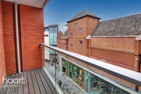 Shires Lane, Leicester 1 bed apartment for sale