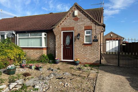 2 bedroom semi-detached bungalow for sale