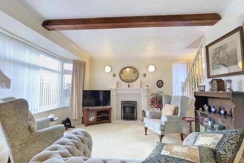 St Bernards Road, Whitwick, LE67 2 bed detached bungalow for sale