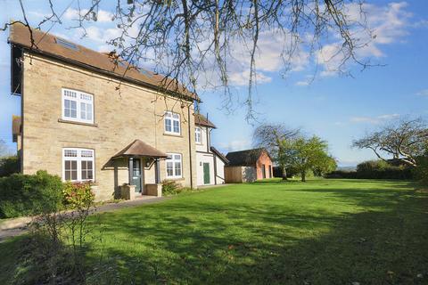 4 bedroom end of terrace house for sale