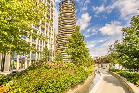 Fountain Park Way, White City, W12 4 bed apartment for sale