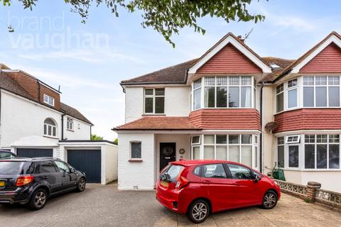 Braemore Road, Hove, East Sussex, BN3 2 bed flat for sale