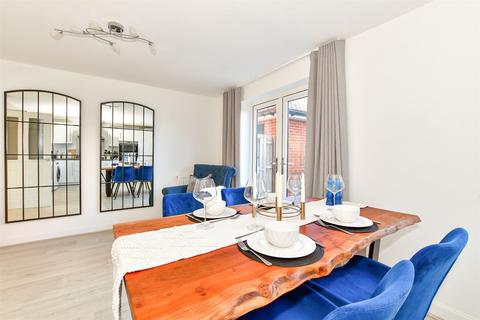 Pennefather Close, Staplehurst... 4 bed detached house for sale