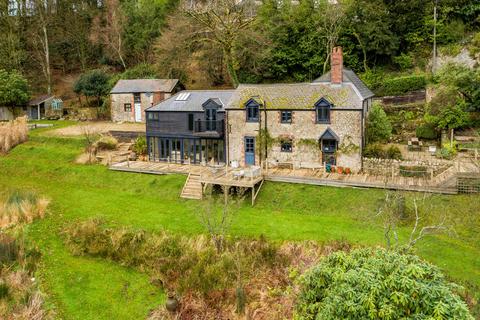 Fishpond, Bridport, DT6 4 bed detached house for sale