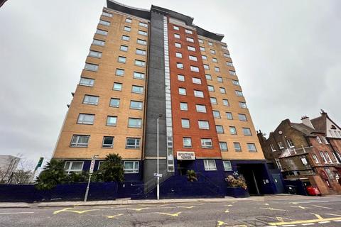 Hainault Street, Ilford 2 bed flat for sale