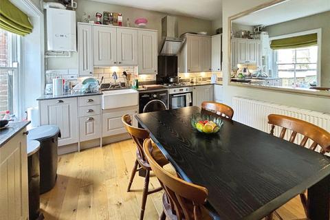 Market Square, Oxfordshire OX26 2 bed apartment for sale