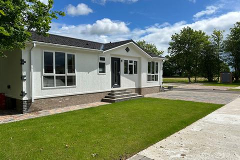 York, North Yorkshire, YO41 2 bed park home for sale