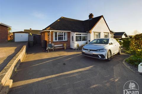 2 bedroom semi-detached bungalow for sale